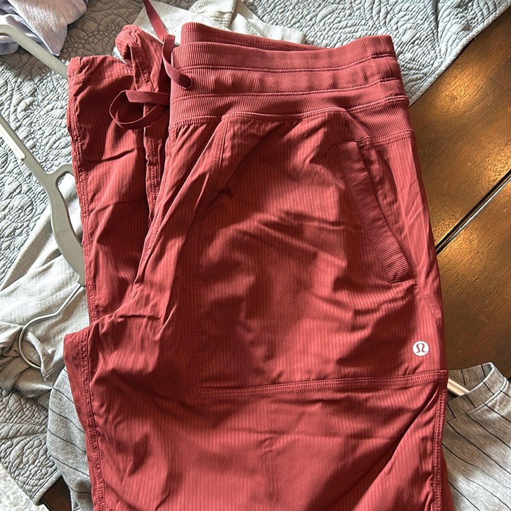 Lululemon Dance Studio Pant III *Lined Size 12